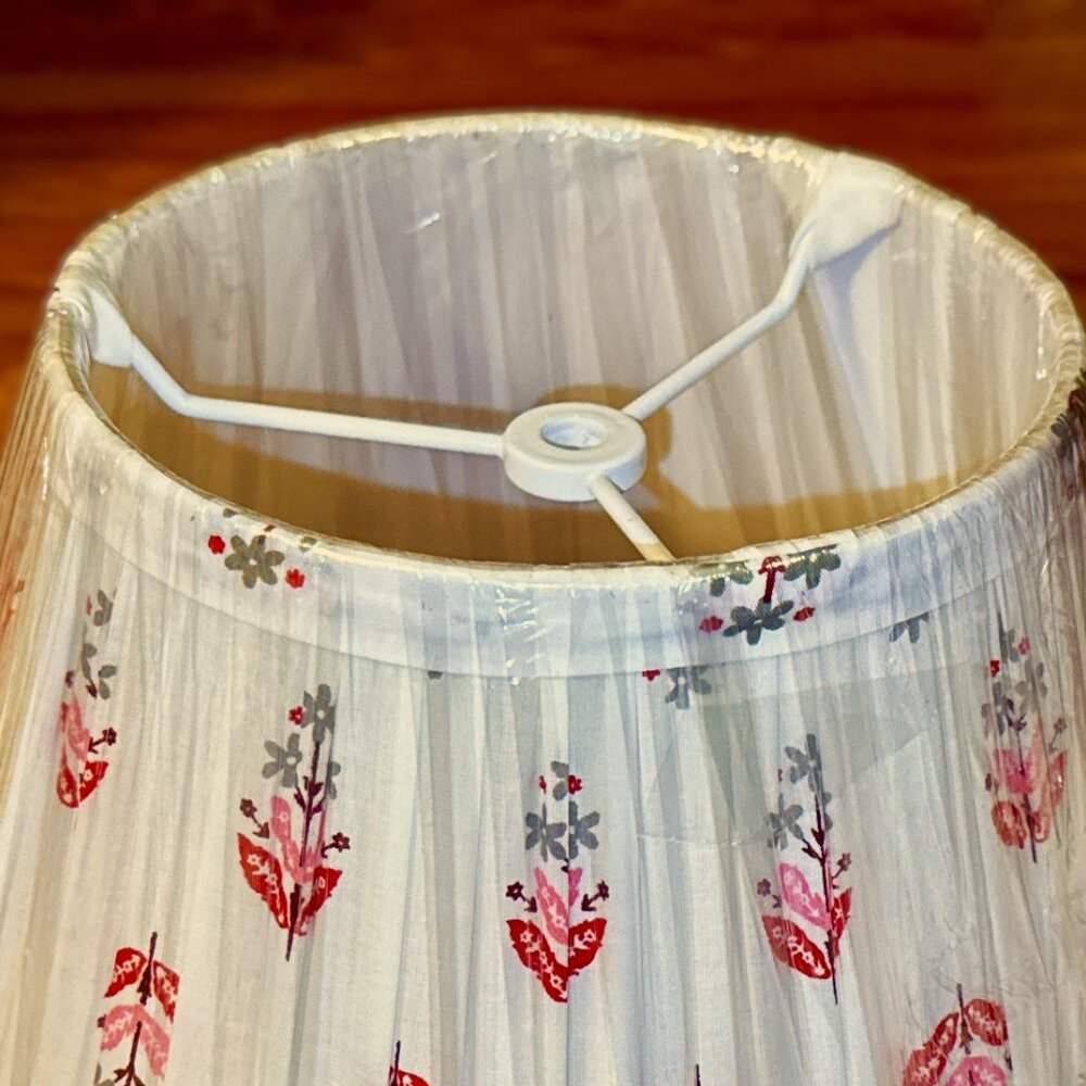 NWT, Pink, Green and White Lamp Shade, Hand-Made, 6" x 12" x 10" - Picture 5 of 6